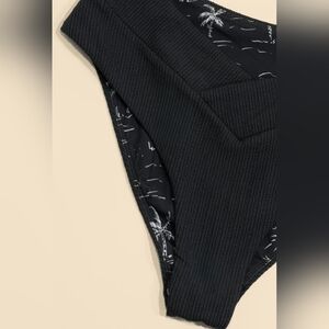 Crisscross Hourglass Cheeky Bikini Bottoms